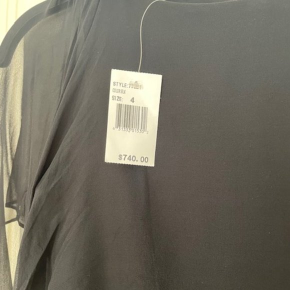 Teri Jon NWT Size 4 Black cocktail/wedding guest dress - Picture 4 of 4